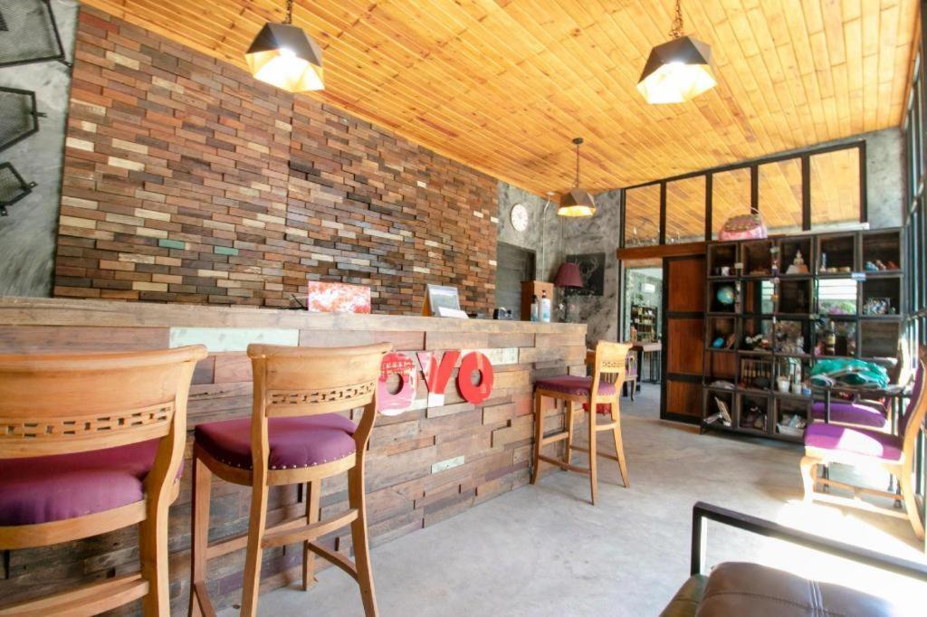 Oyo 75374 Baan Rak Mai Hotel Kanchanaburi Bagian luar foto