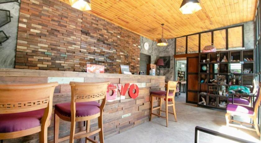 Oyo 75374 Baan Rak Mai Hotel Kanchanaburi Bagian luar foto